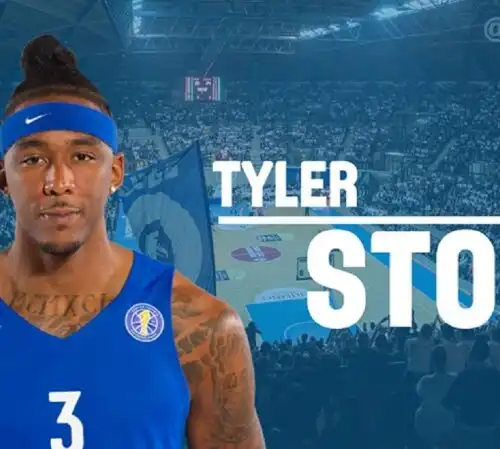 Cantù, ecco Tyler Stone