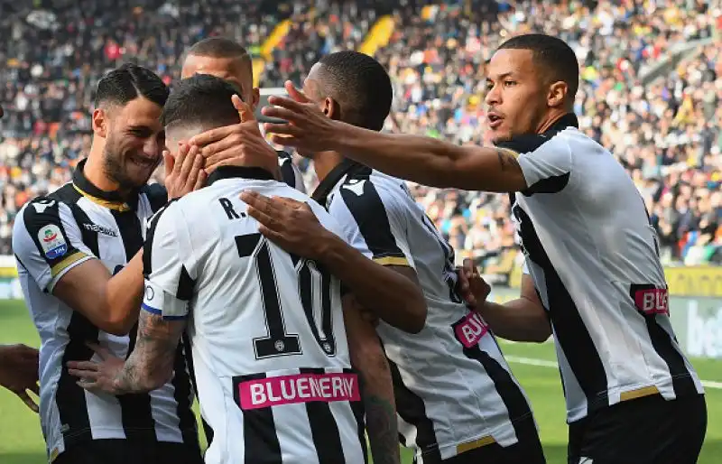 L'Udinese supera in casa per 2-1 il Bologna e si allontana dalla zona calda della classifica.