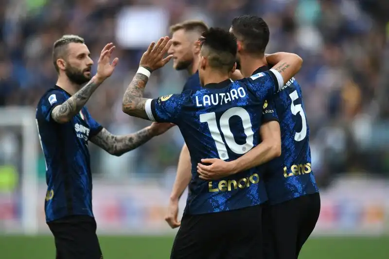 Alle reti di Perisic e di Lautaro per l'Inter nel primo tempo risponde Pussetto per l'Udinese nel secondo
