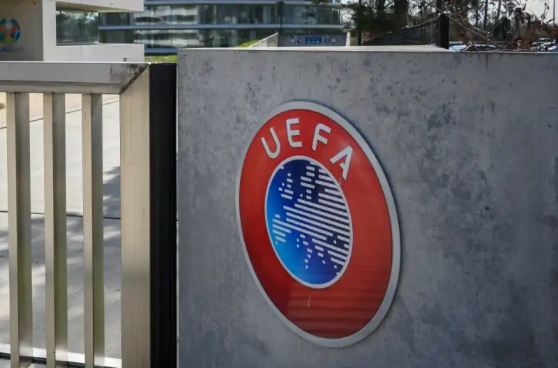 Uefa: nuova scadenza per il mercato estivo