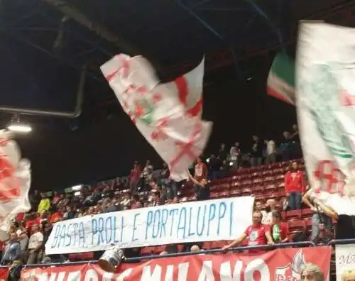 Gli Ultras Milano non mollano