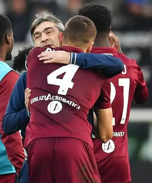 Un difensore del Torino piace in Premier League: foto