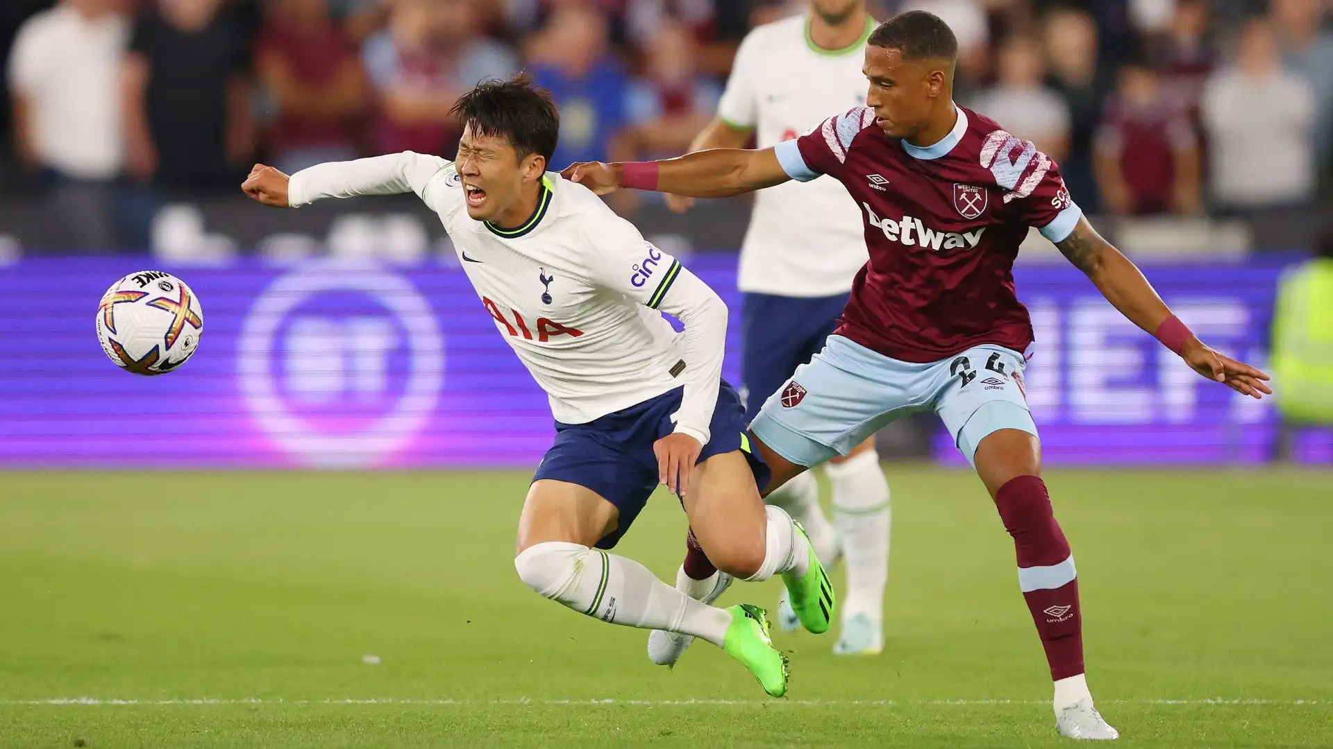 Il centrale tedesco ha un contratto con il West Ham fino al 2026
