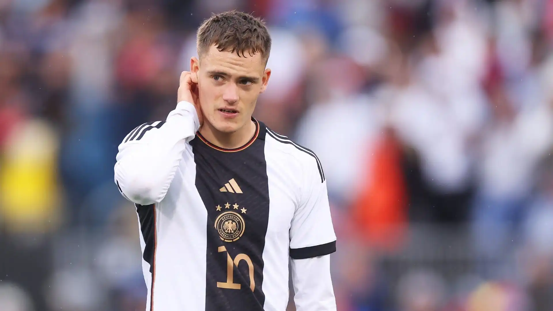 Una big inglese sfida il Bayern Monaco per Florian Wirtz: immagini
