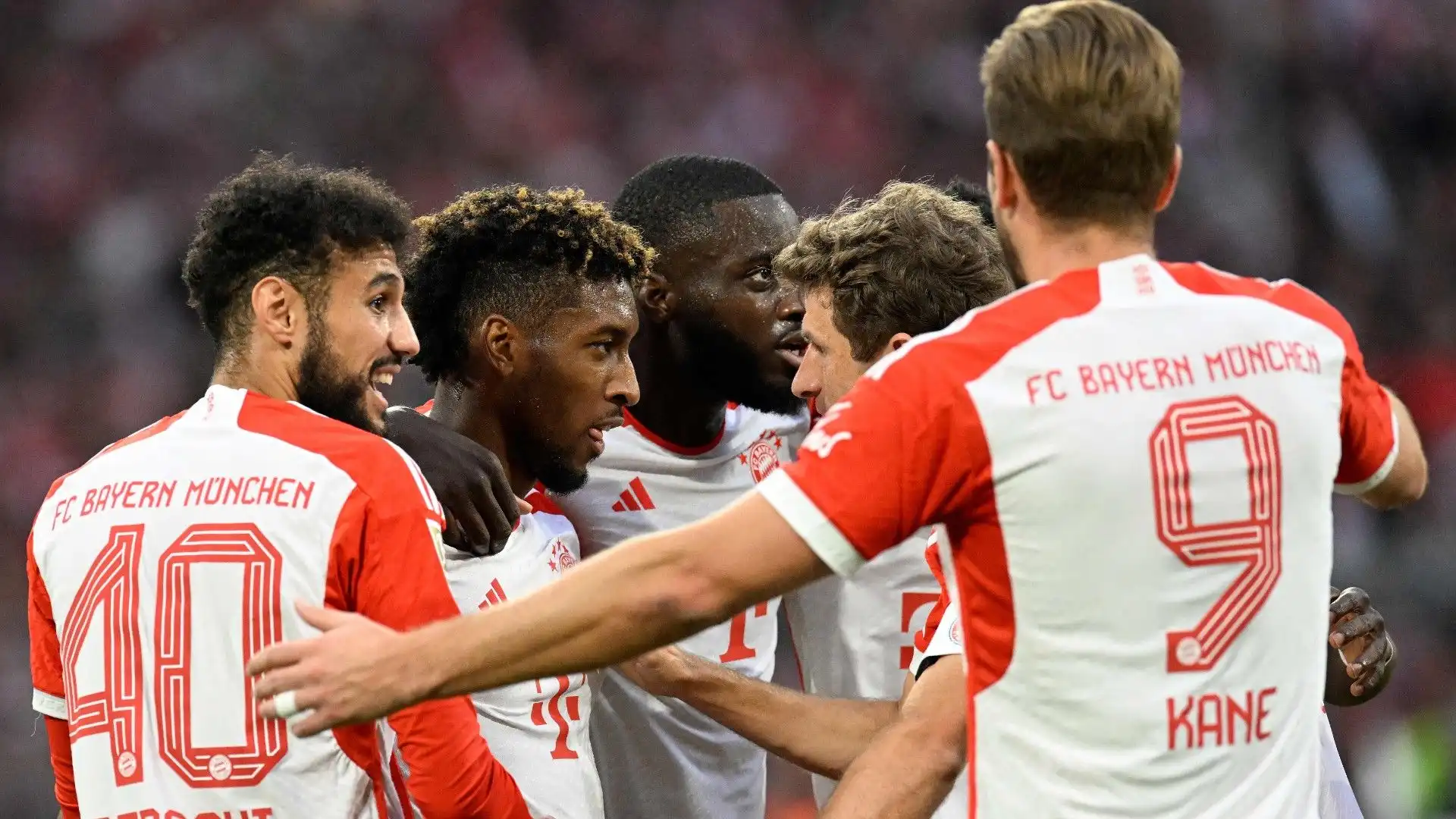 Una stella del Bayern Monaco fa preoccupare i suoi tifosi: immagini
