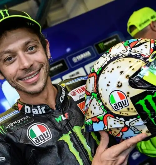 Valentino Rossi, casco speciale per Misano