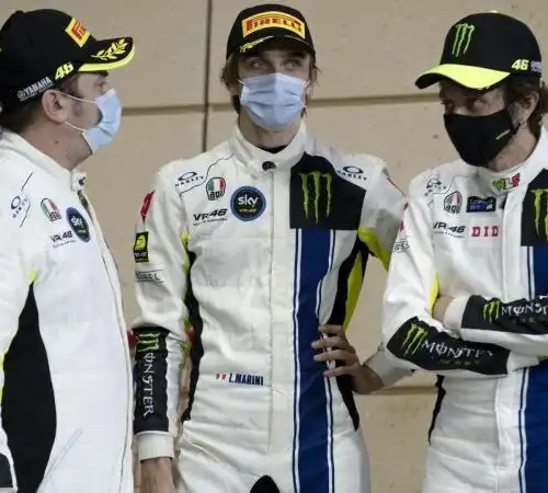 Valentino Rossi si prenota per una nuova carriera, le foto