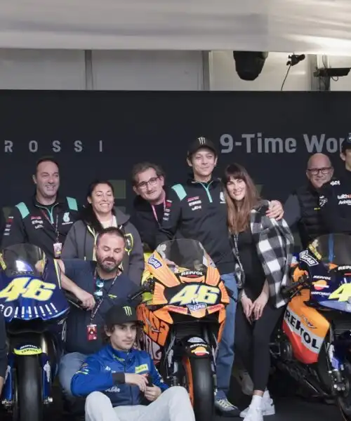 Valentino Rossi: un centauro lascia l’Academy VR46