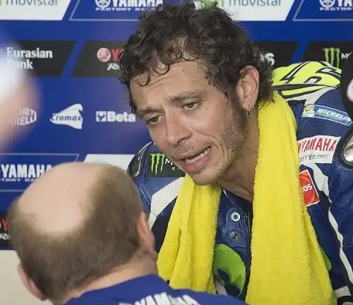 Rossi distrutto: “Incidente molto strano”