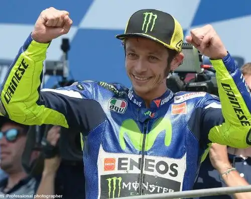 Rossi si trasforma in alimentarista