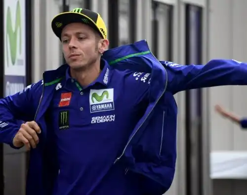Valentino Rossi spera solo nella pioggia
