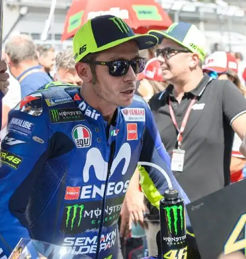 Valentino Rossi è allarmato dal motore