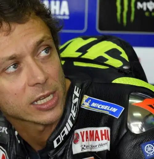 Valentino Rossi sorride: “Evidente miglioramento”