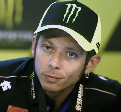 Valentino Rossi: posticipato il debutto in Petronas