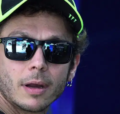 Valentino Rossi vede una gara aperta