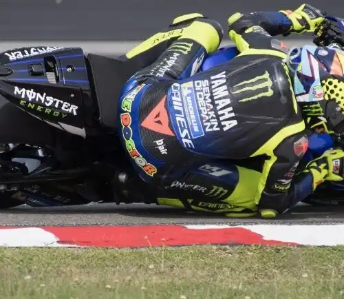 MotoGp: Pol Espargarò primo, Valentino Rossi deve rimontare