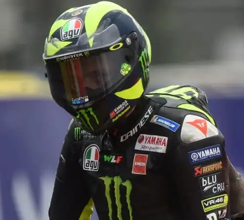Valentino Rossi elenca i problemi della Yamaha