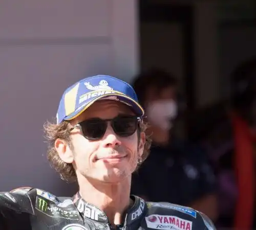 Valentino Rossi, messaggio a Charles Leclerc