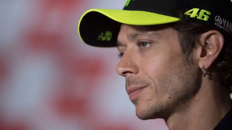 Valentino Rossi si gioca in pista il suo futuro