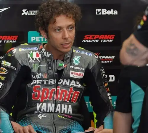 Chi al box con Valentino Rossi: l’annuncio di Petronas