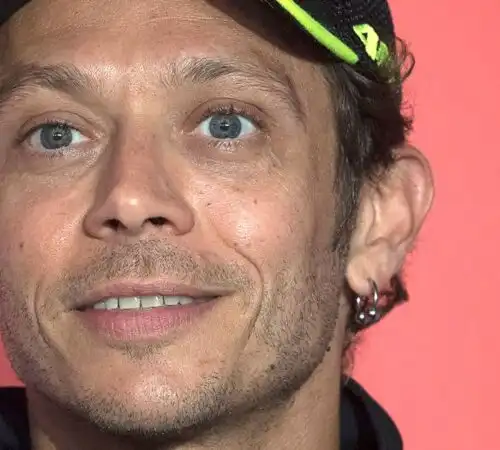 Valentino Rossi va al contrattacco