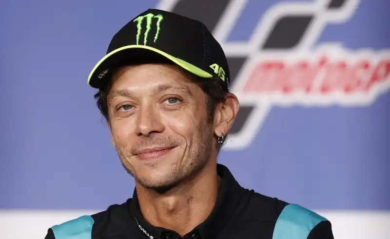 Valentino Rossi si gode la sorpresa finale: “Non ne sapevo nulla”