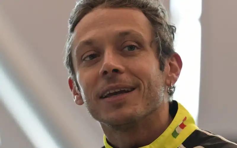 BMW impressionata da Valentino Rossi: il boss rivela il suo futuro