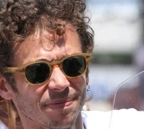Valentino Rossi emozionato per la grande sfida: “E’ la prima volta”