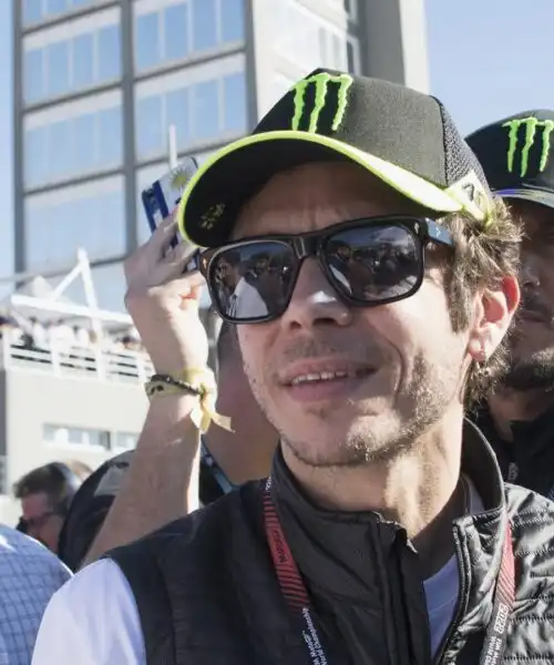 Valentino Rossi, nuova offerta a sorpresa per il futuro