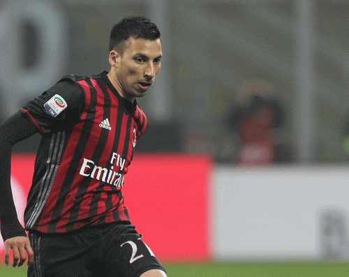 Milan, Vangioni va al Monterrey