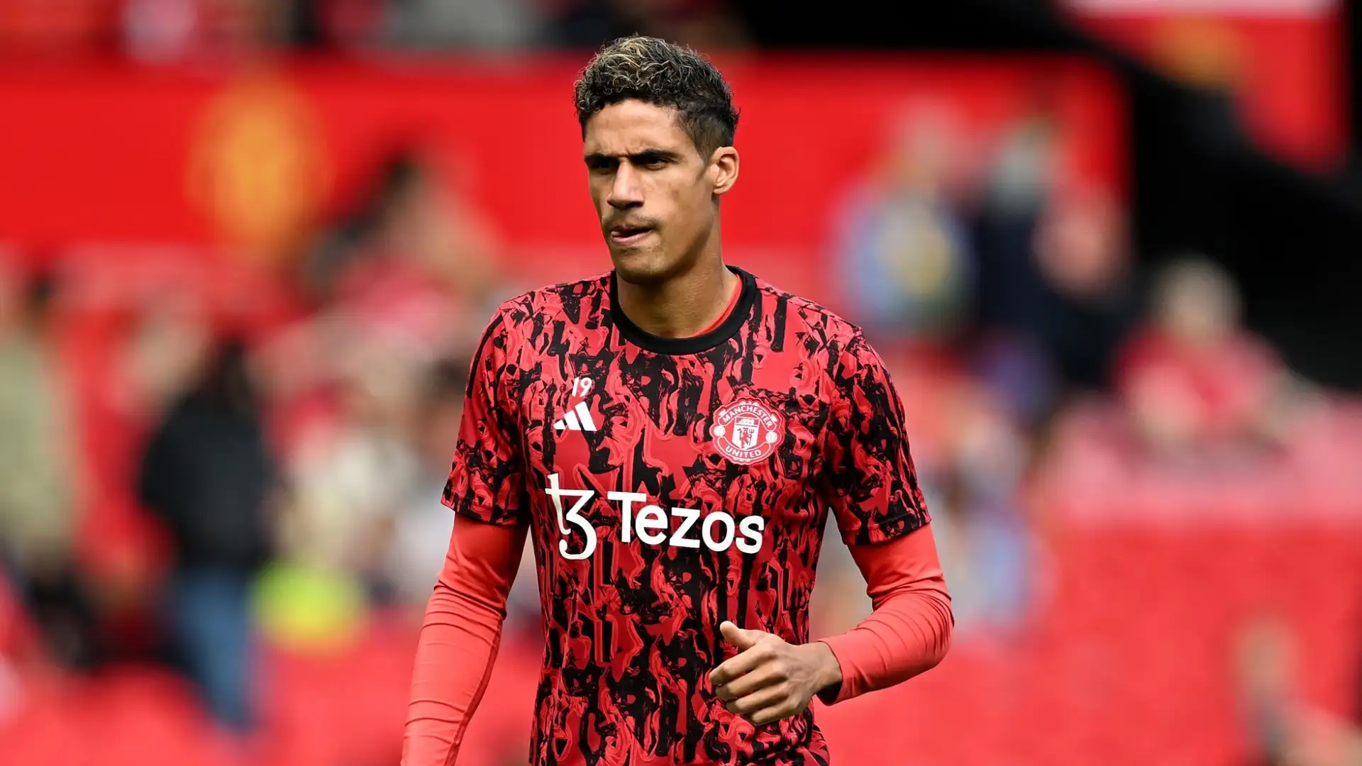 Varane è valutato intorno ai 30 milioni di euro e ha un contratto fino al 2025