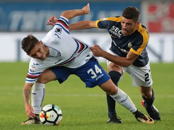 Partita senza gol a Verona ma non senza emozioni con Caracciolo che nel finale sulla linea salva i gialloblu dopo un palo clamoroso con Nicolas battuto.