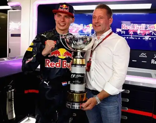 Jos Verstappen incorona suo figlio