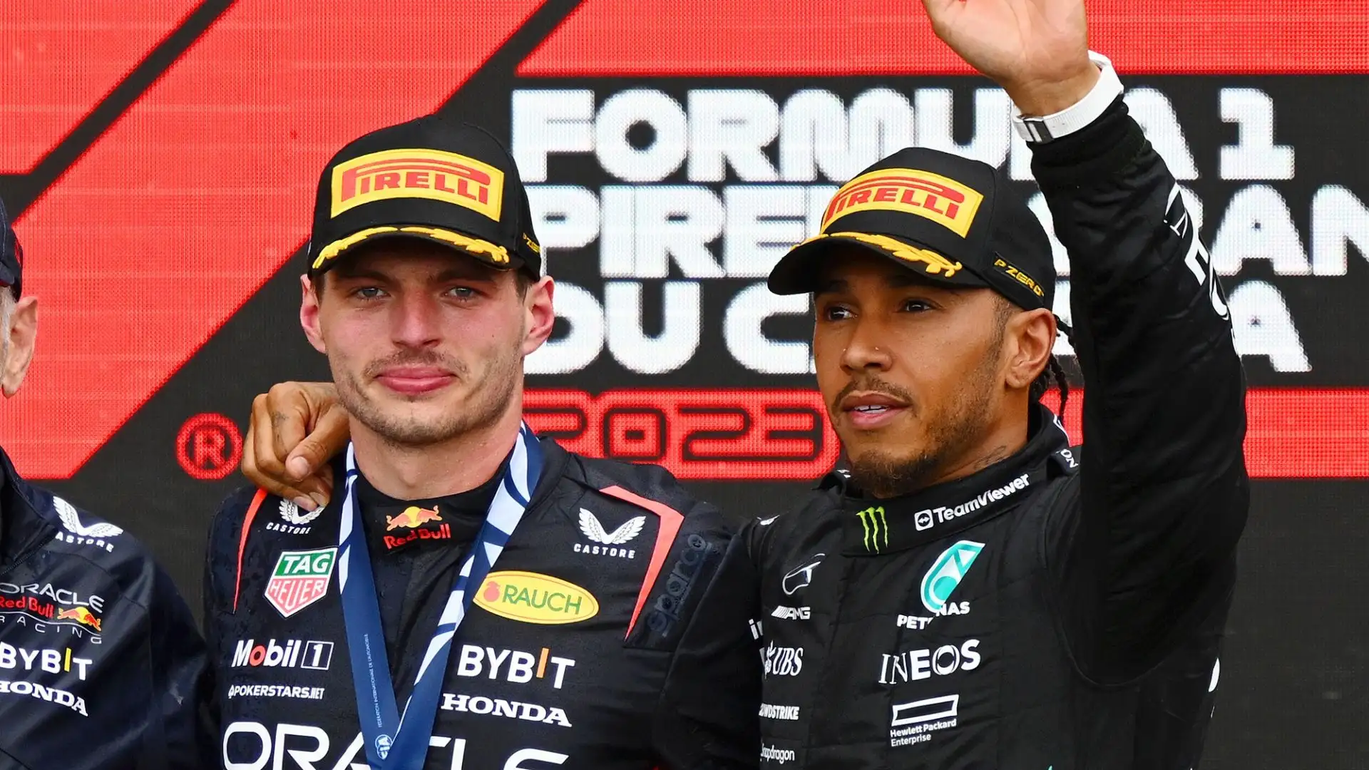 "Quello più avvantaggiato sarebbe Max, perché Lewis va nella sua squadra, e avrebbe buona parte del team contro"