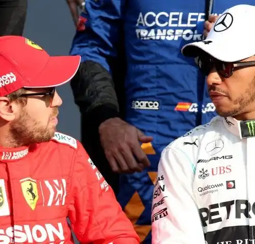 Lewis Hamilton gela la Ferrari
