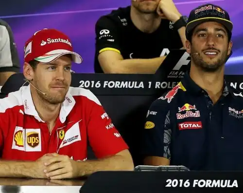 Vettel promuove Ricciardo in Ferrari