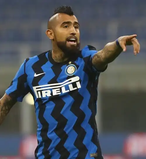 Inter, Arturo Vidal mette in ansia Antonio Conte