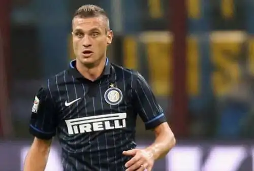 Inter, Vidic fuori dalla lista