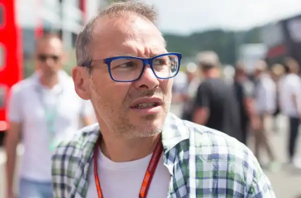 F1, Jacques Villeneuve senza pietà con la Ferrari