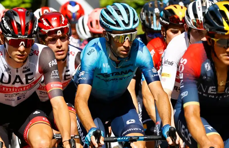 Giro d’Italia, Vincenzo Nibali taglia corto: “Le gambe sono queste”