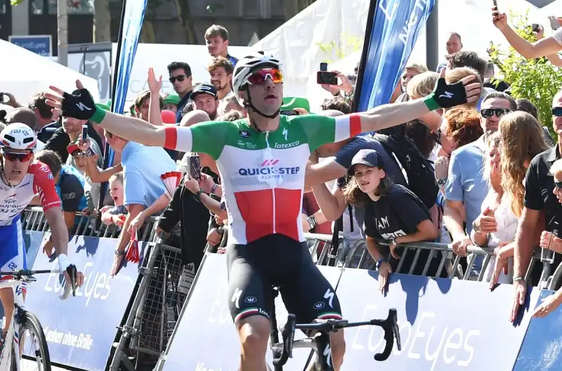 Vuelta, capolavoro di Viviani: battuto Sagan