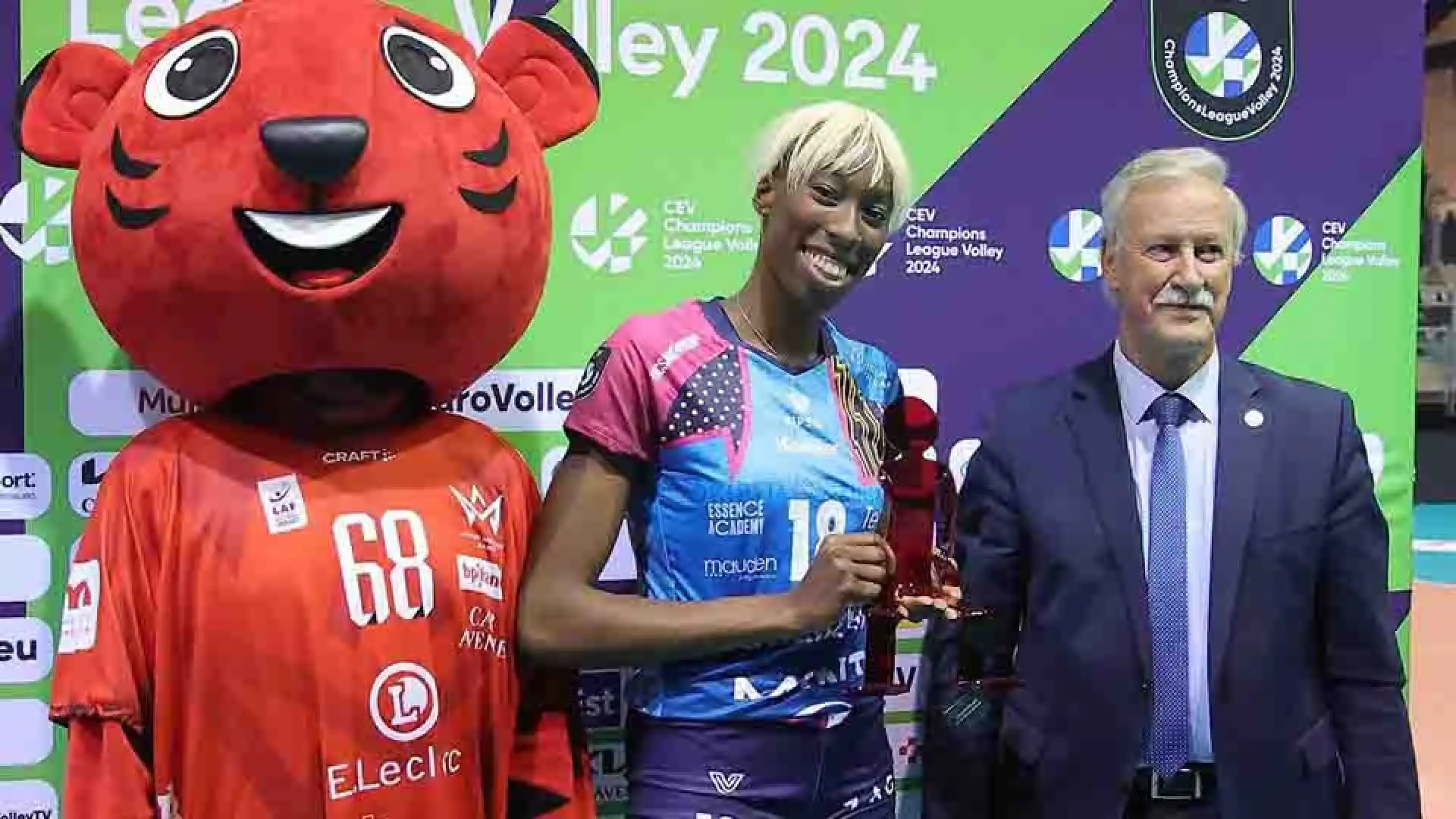 Le grandi squadre di volley femminile che giocando in campionato e Champions ogni tre giorni sono costrette al turnover.