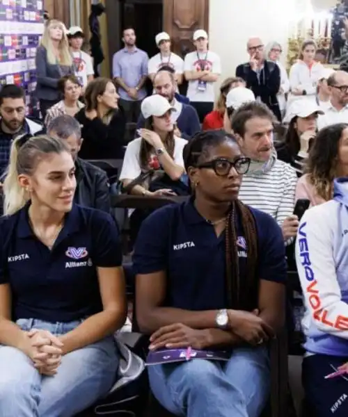 Supercoppa, tutto esaurito per Conegliano e Milano: le foto