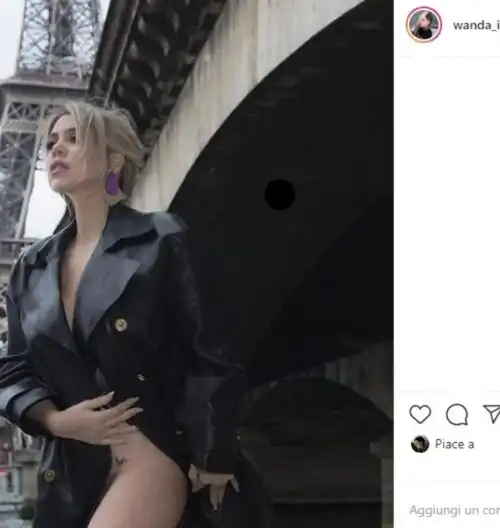 Wanda Nara senza veli: la foto che fa impazzire il web