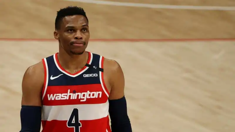 NBA: Westbrook tira un brutto scherzo ai Nets