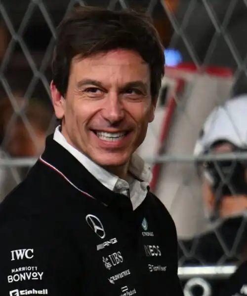 F1, Toto Wolff alza la tensione: frecciata a Red Bull. le foto