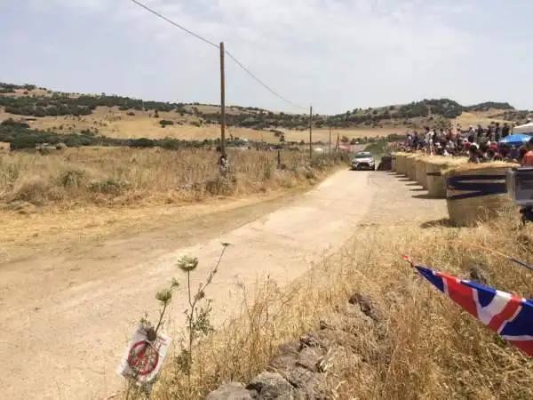 Grande spettacolo ad Alghero e dintorni, con Ogier, Kubica e tutti gli altri protagonisti della tappa italiana del Mondiale Rally.