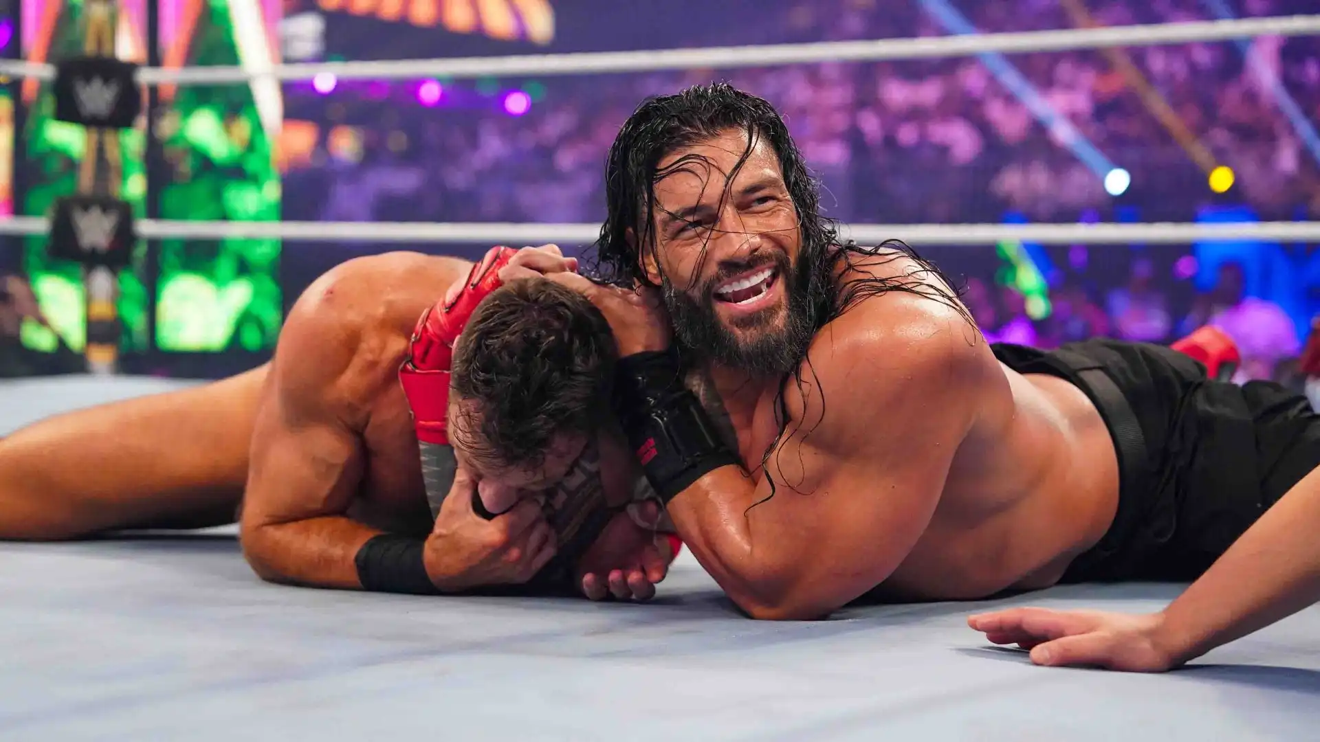 Il wrestling è un grande spettacolo ma dietro c'è una preparazione fisica di altissimo livello.