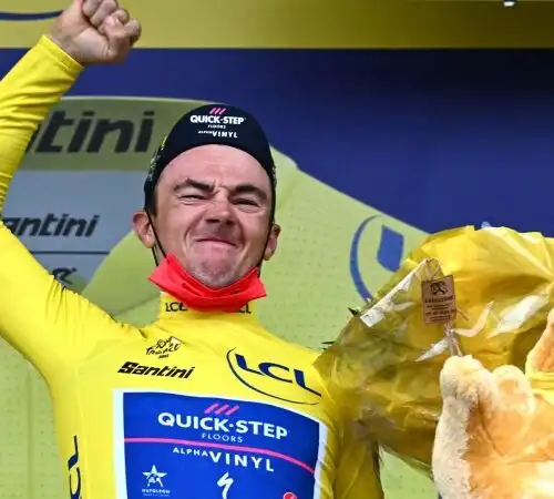 Tour de France, Yves Lampaert prima maglia gialla: bruciato Wout van Aert