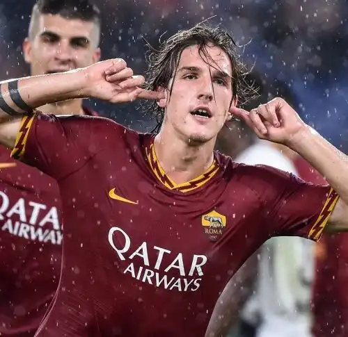 Roma, Zaniolo sfotte l’inno della Lazio